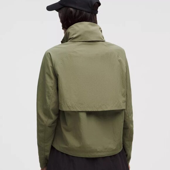 Lululemon Always Effortless Classic-Fit Jacket size 4 EUC, Color: Bay Leaf Green - Picture 2 of 8